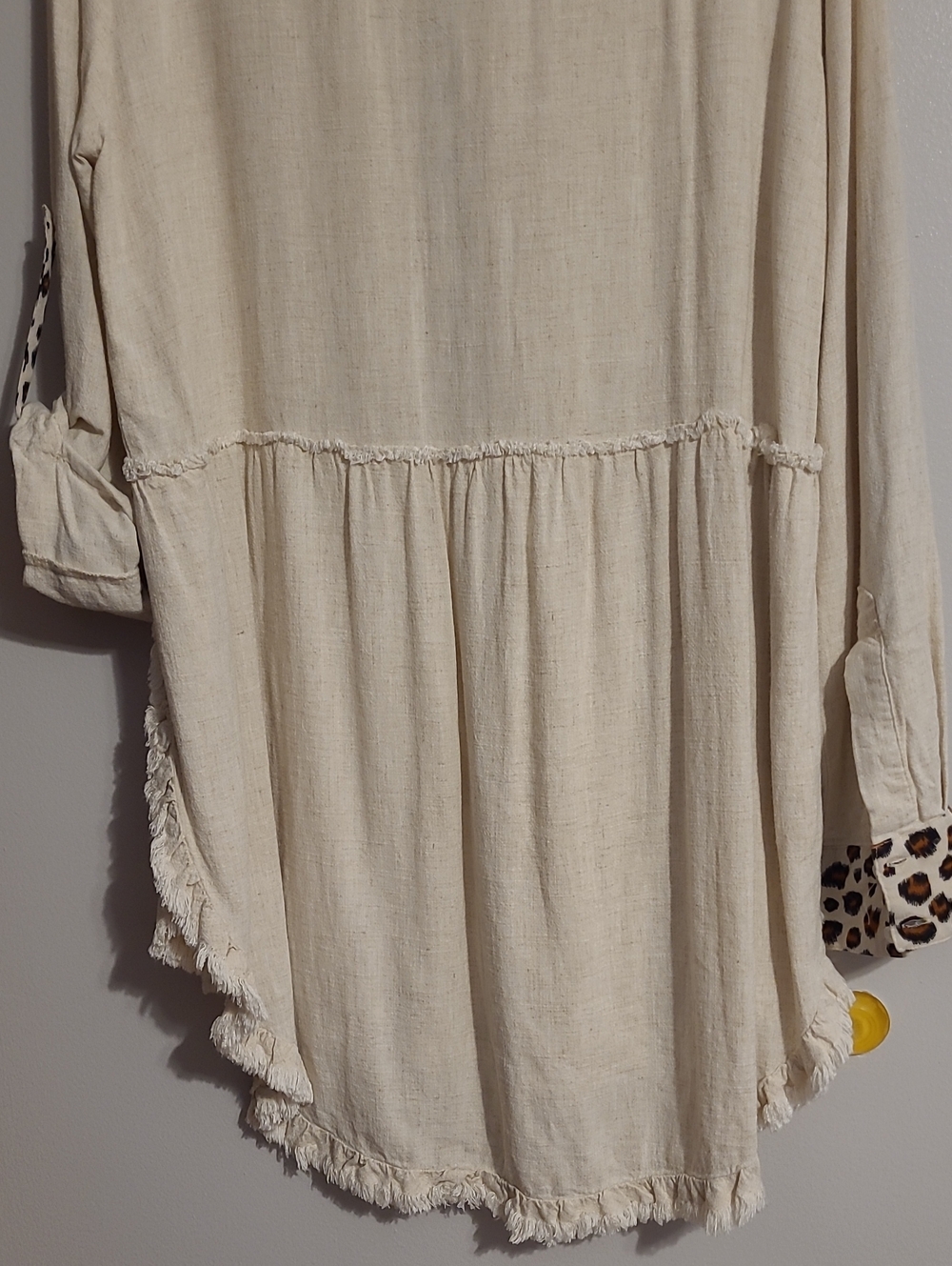 Umgee Linen Cotton Blend Leopard Cheetah Trim Frayed Oatmeal Tunic Top Sz L Boho - Picture 8 of 13